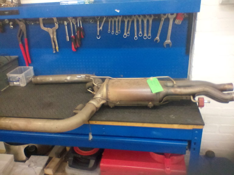 Jaguar XF 3.0D DPF Cleaning Quantum DPF Cleaning Centre