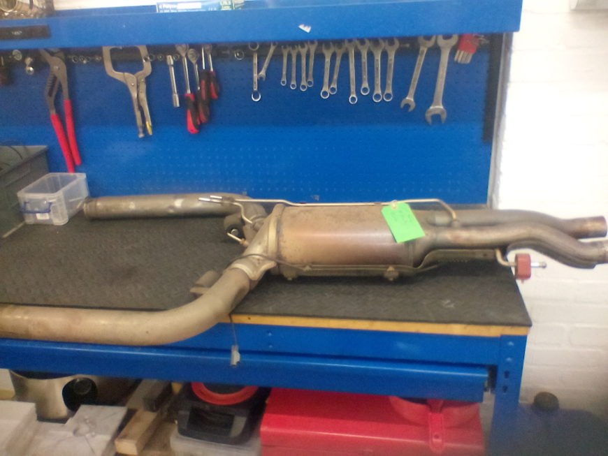 Jaguar XF 3.0D DPF Cleaning Quantum DPF Cleaning Centre